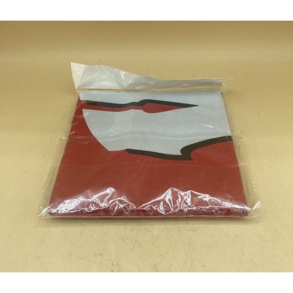 NEW Wisconsin Badgers Garden Flag and Yard Banner 13” x 18” Sewing Concepts - Picture 4 of 5